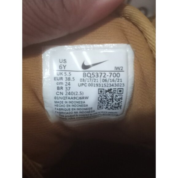 Nike Youth Manoa Leather Boots BQ5372-700 6Y / Womens 7.5 Wheat Black - Picture 2 of 14